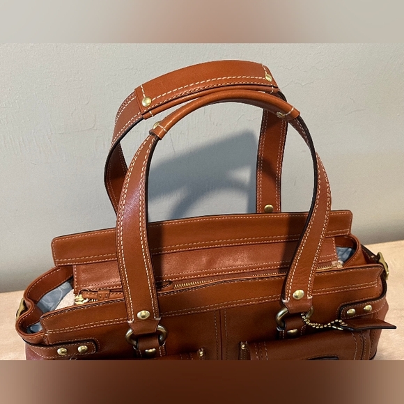 Rare, Ltd. Edition Coach Legacy Gardenia British Tan Leather Satchel Like New - Picture 8 of 16
